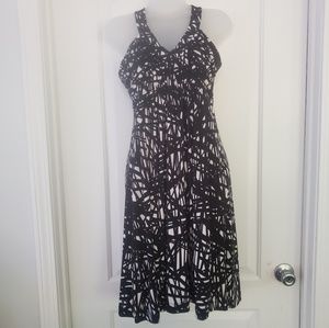 Calvin Klein blk & wht geometric print dress sz 6